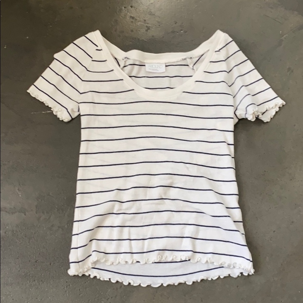 ABOUND tee